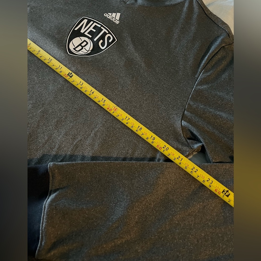 🌺 Adidas Men NETS Gray Jersey - Size L - Picture 4 of 10
